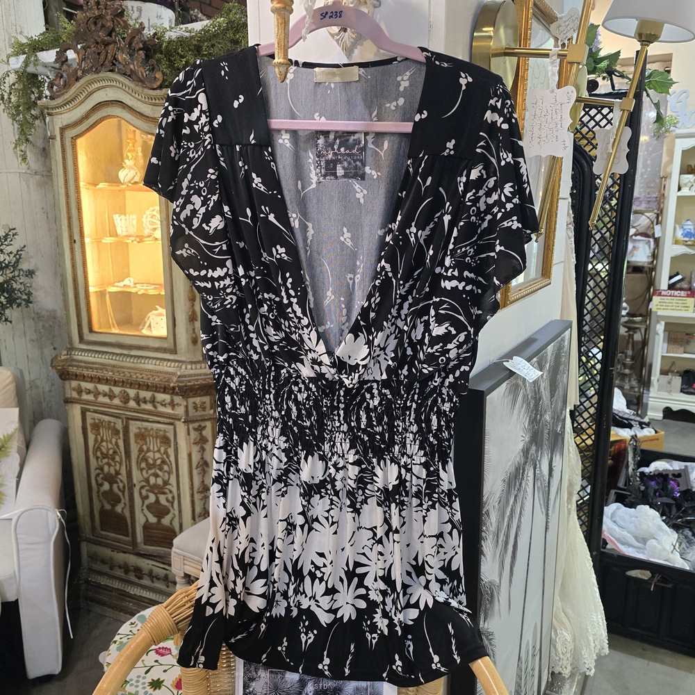 Chic Black and White Floral Blouse